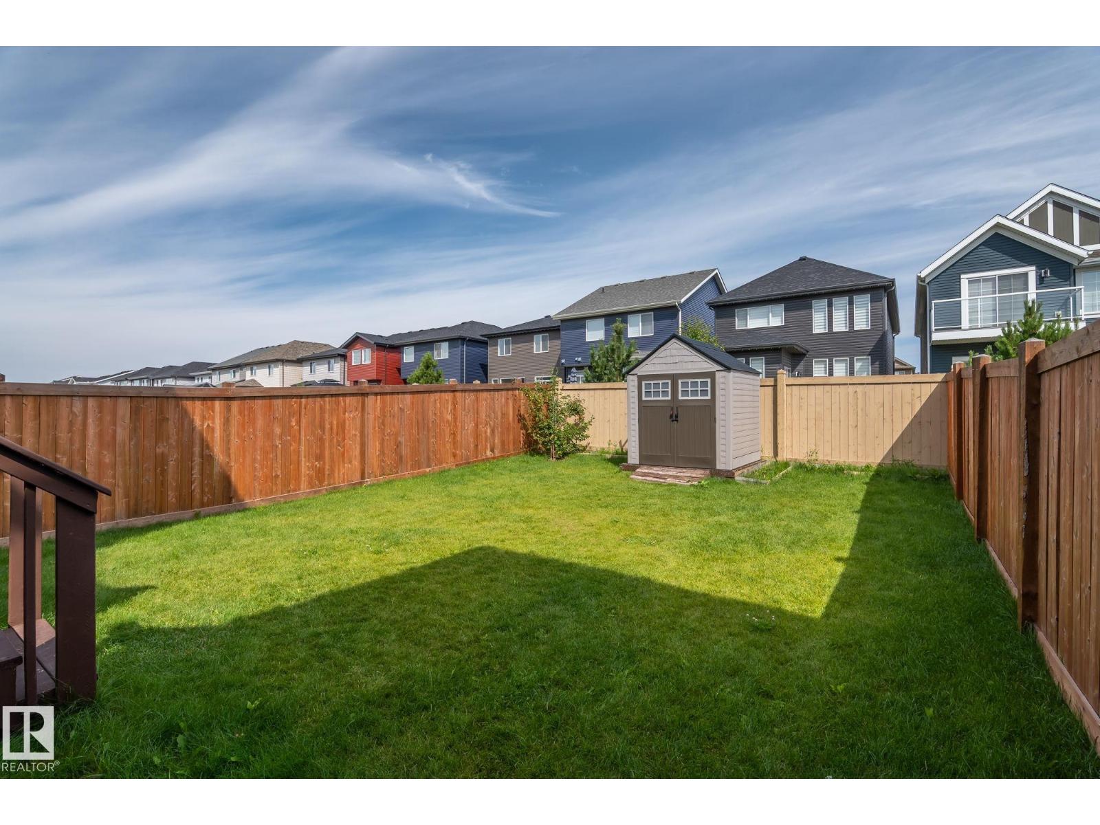 5210 23 ave SW - 42