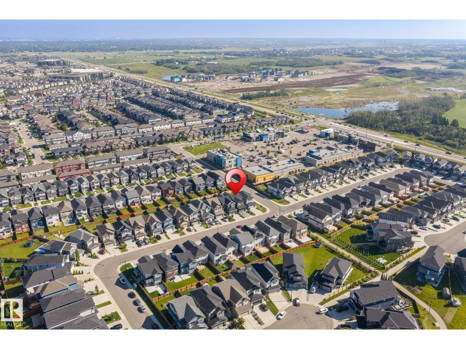 5210 23 ave SW - 50