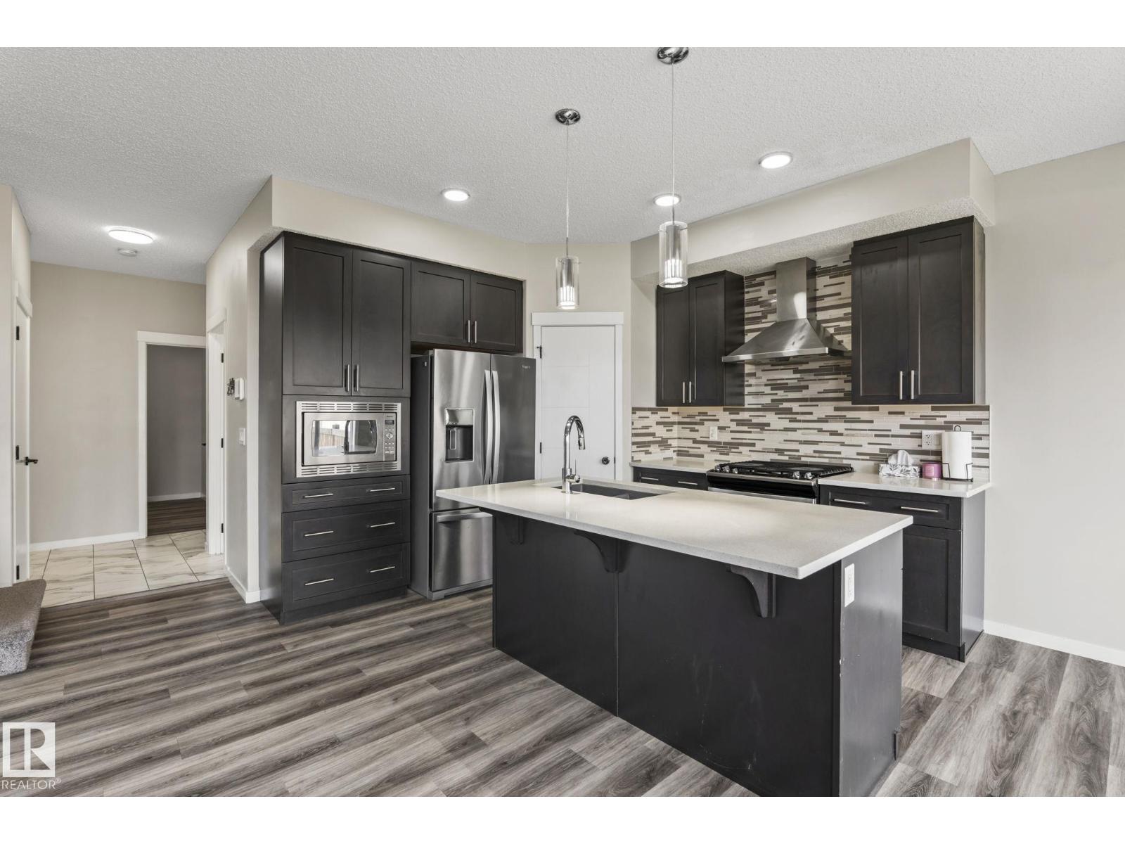5210 23 ave SW - Image 7