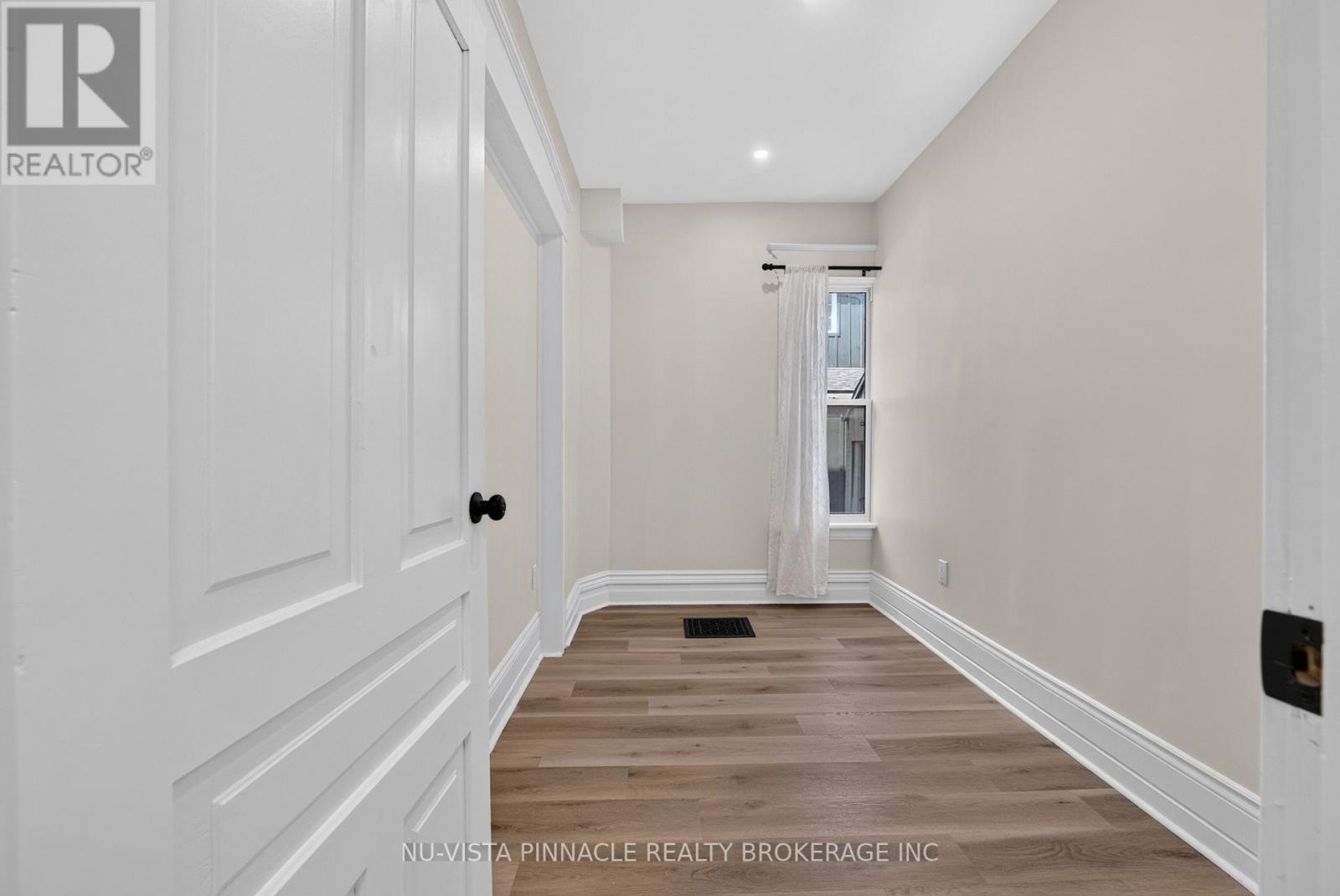 631 PEEL STREET - Image 13