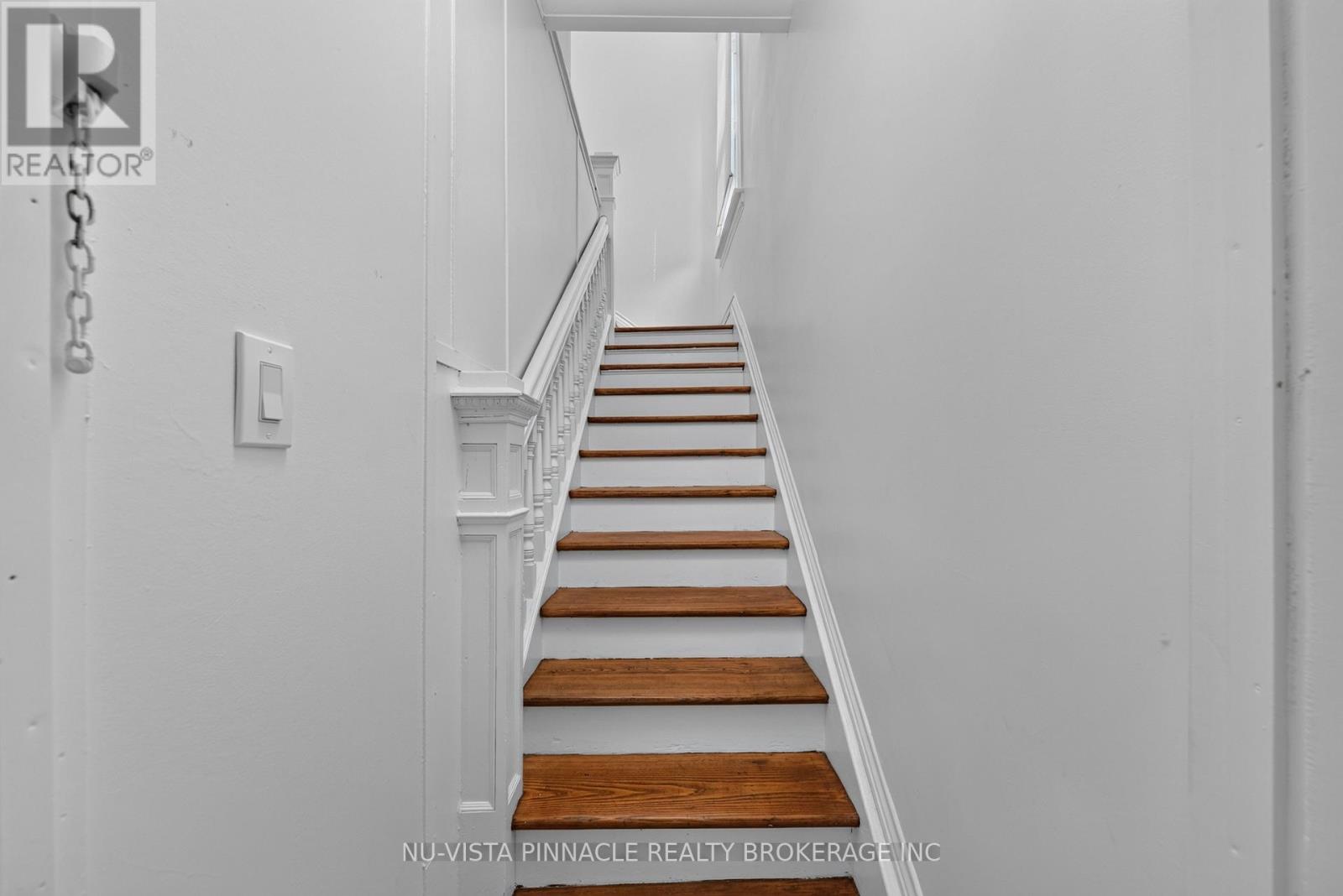 631 PEEL STREET - 27