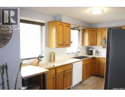 Storage - 265 Saskatchewan Street, Central Butte, SK S0H0T0 Photo 11