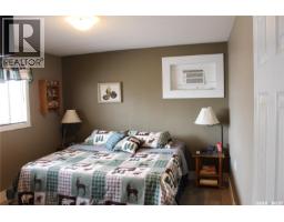 265 Saskatchewan Street, Central Butte, SK S0H0T0 Photo 19