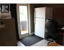 265 Saskatchewan Street, Central Butte, SK S0H0T0 Photo 28