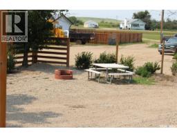 265 Saskatchewan Street, Central Butte, SK S0H0T0 Photo 38