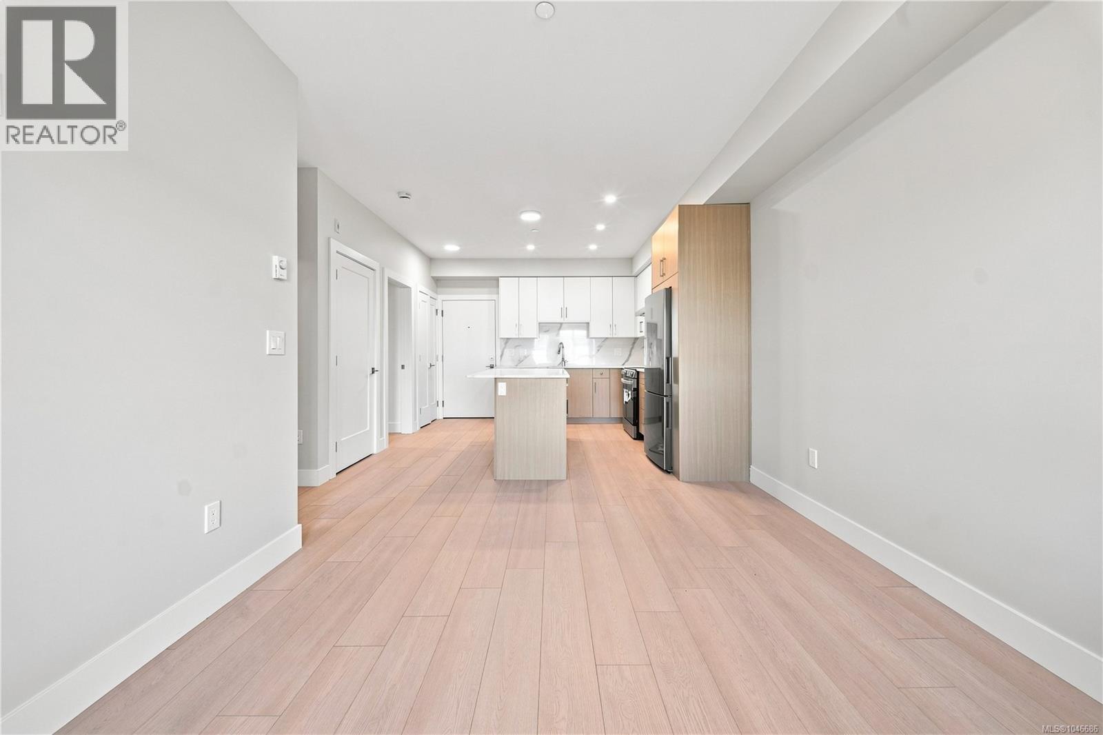 #209 171 Jensen Ave W - Image 8