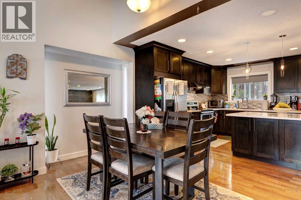 85 Sidon Crescent SW, Signal Hill, Calgary photo 5