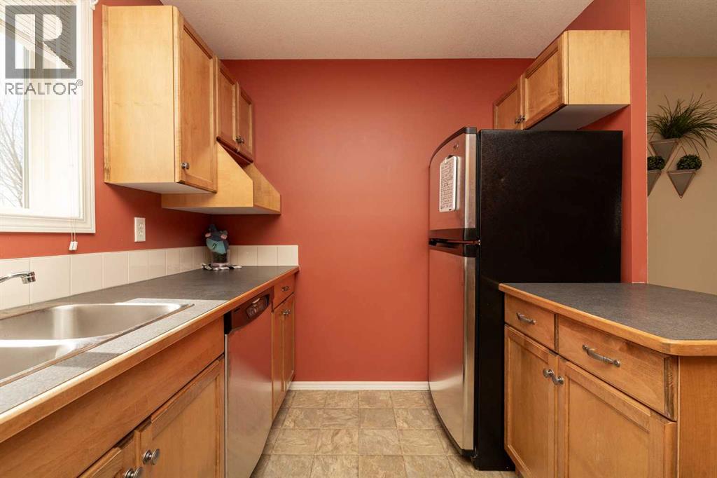 #2 101 Silkstone Road W - 8