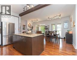 210/212 1395 Bear Mountain Pkwy, Langford, BC V9B0E1 Photo 13