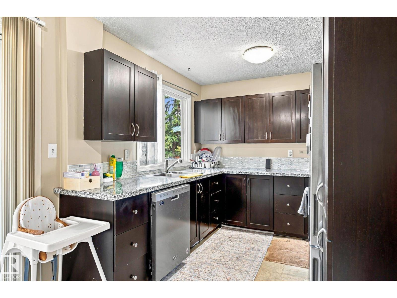 6471 180 ST NW - 13
