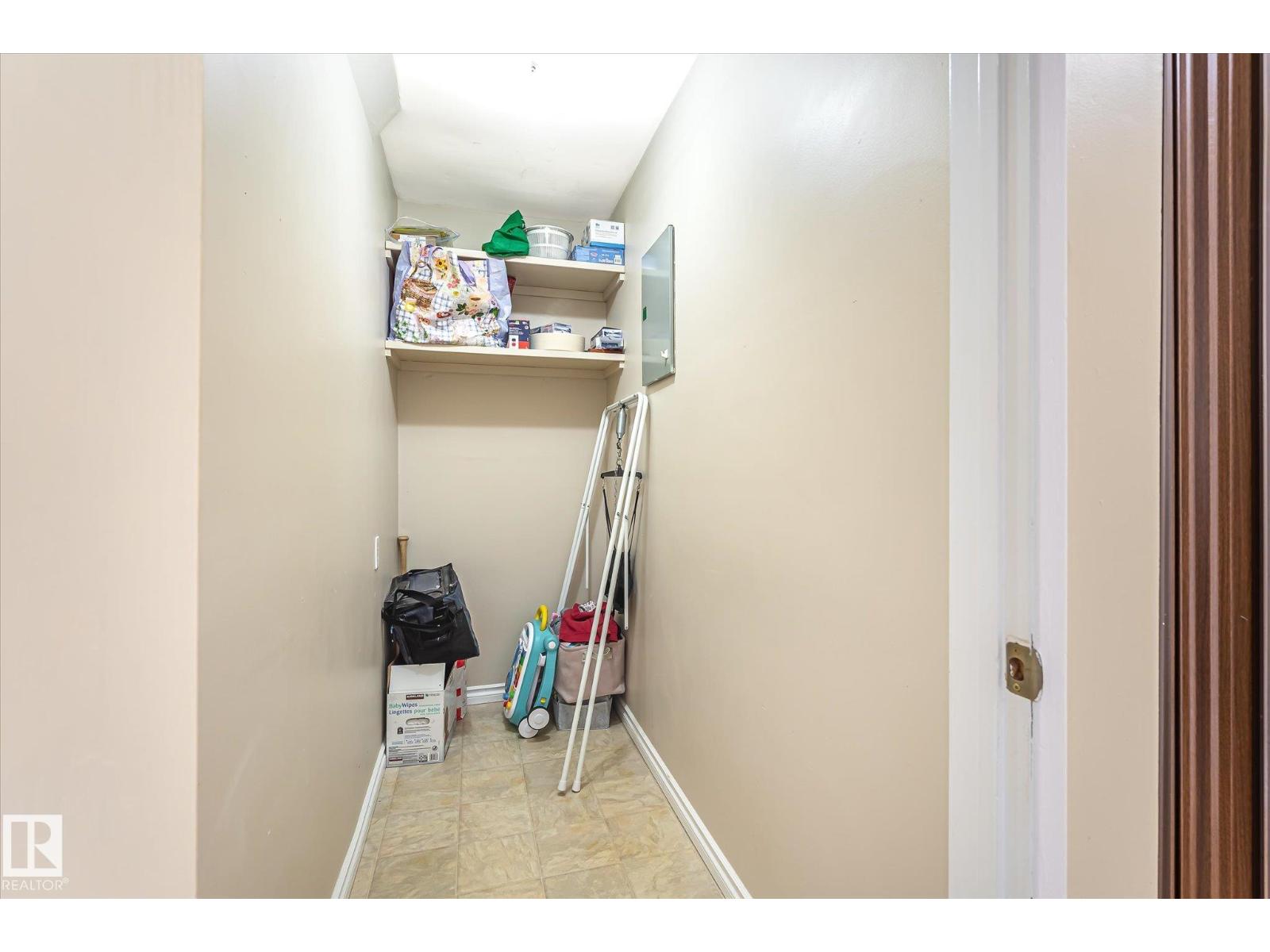 6471 180 ST NW - 17
