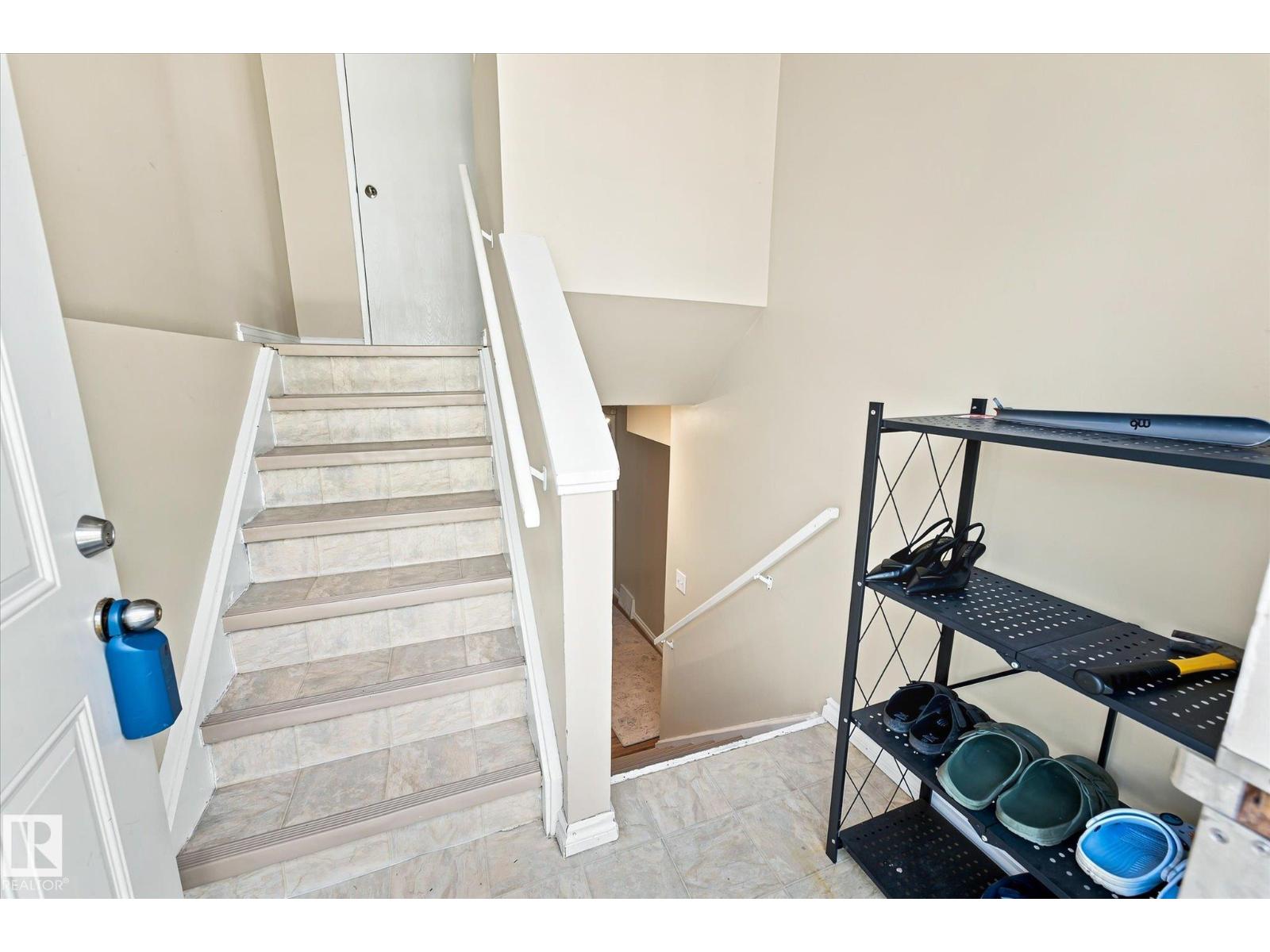 6471 180 ST NW - 20