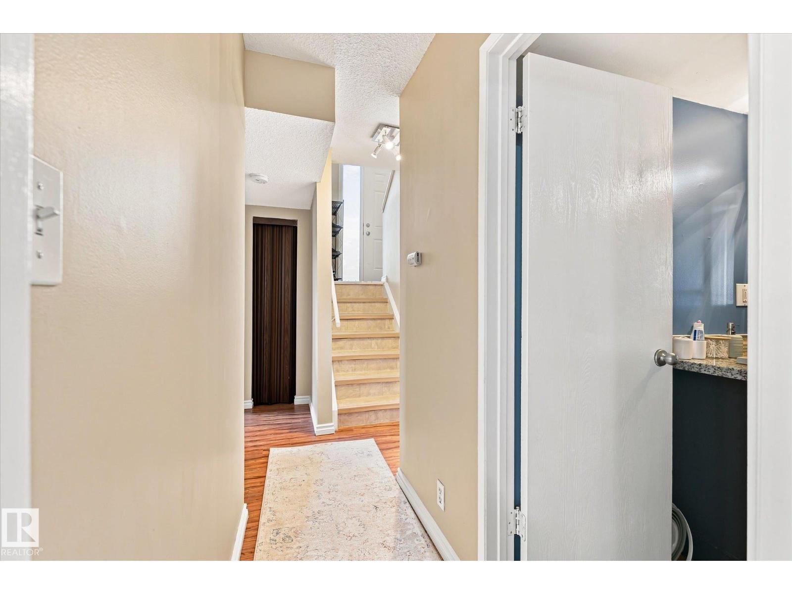 6471 180 ST NW - 24