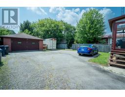 Upper - 35 Laburnham Avenue, Toronto, ON M8W1S6 Photo 10