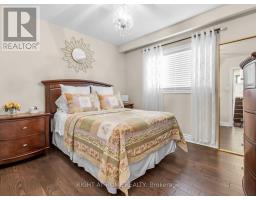 2 Grenadine Court, Toronto, ON M9L2H6 Photo 19