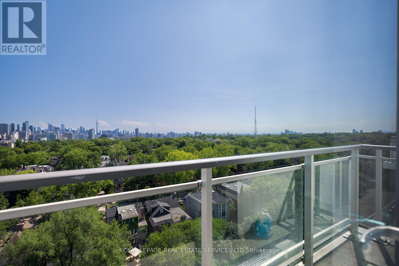 Photo of 223 St Clair Avenue