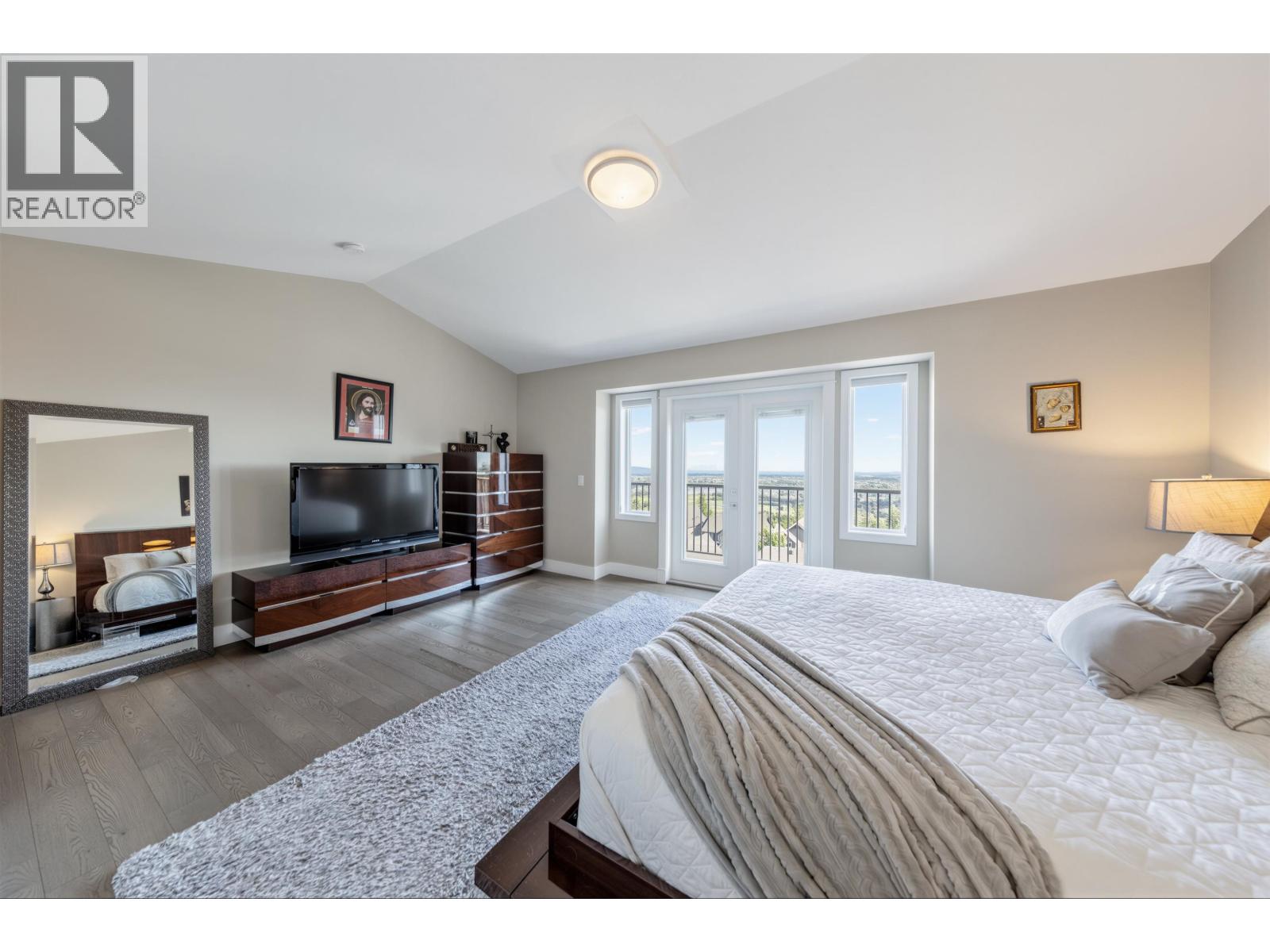 1419 STRAWLINE HILL STREET, Coquitlam