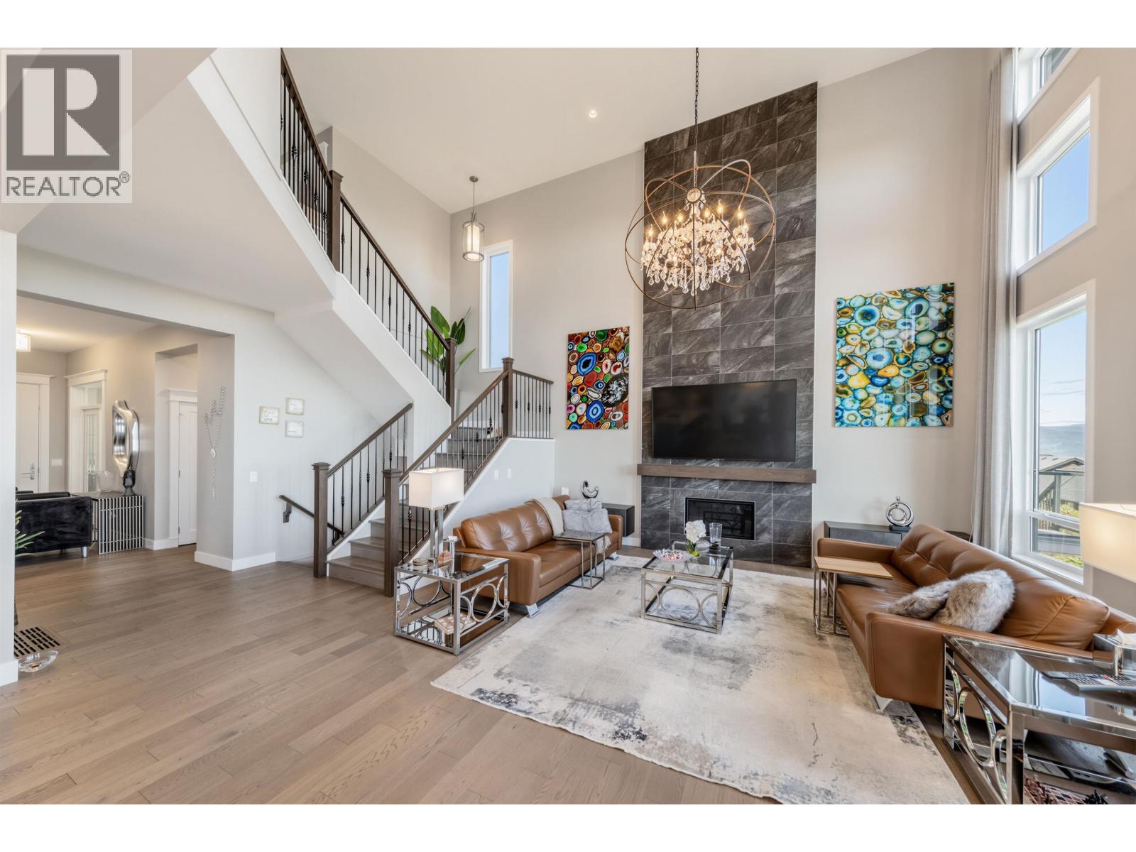 1419 STRAWLINE HILL STREET, Coquitlam