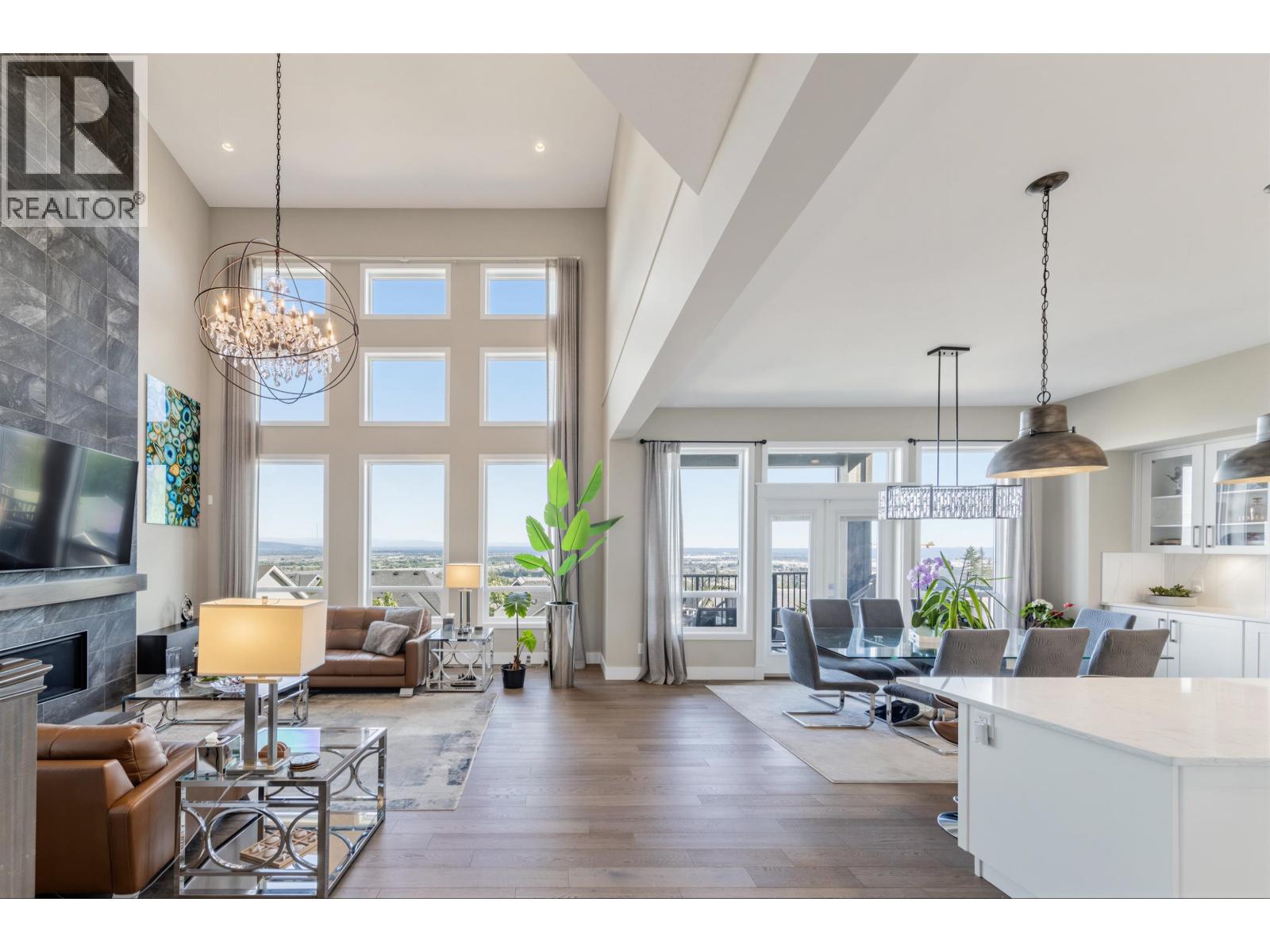 1419 STRAWLINE HILL STREET, Coquitlam