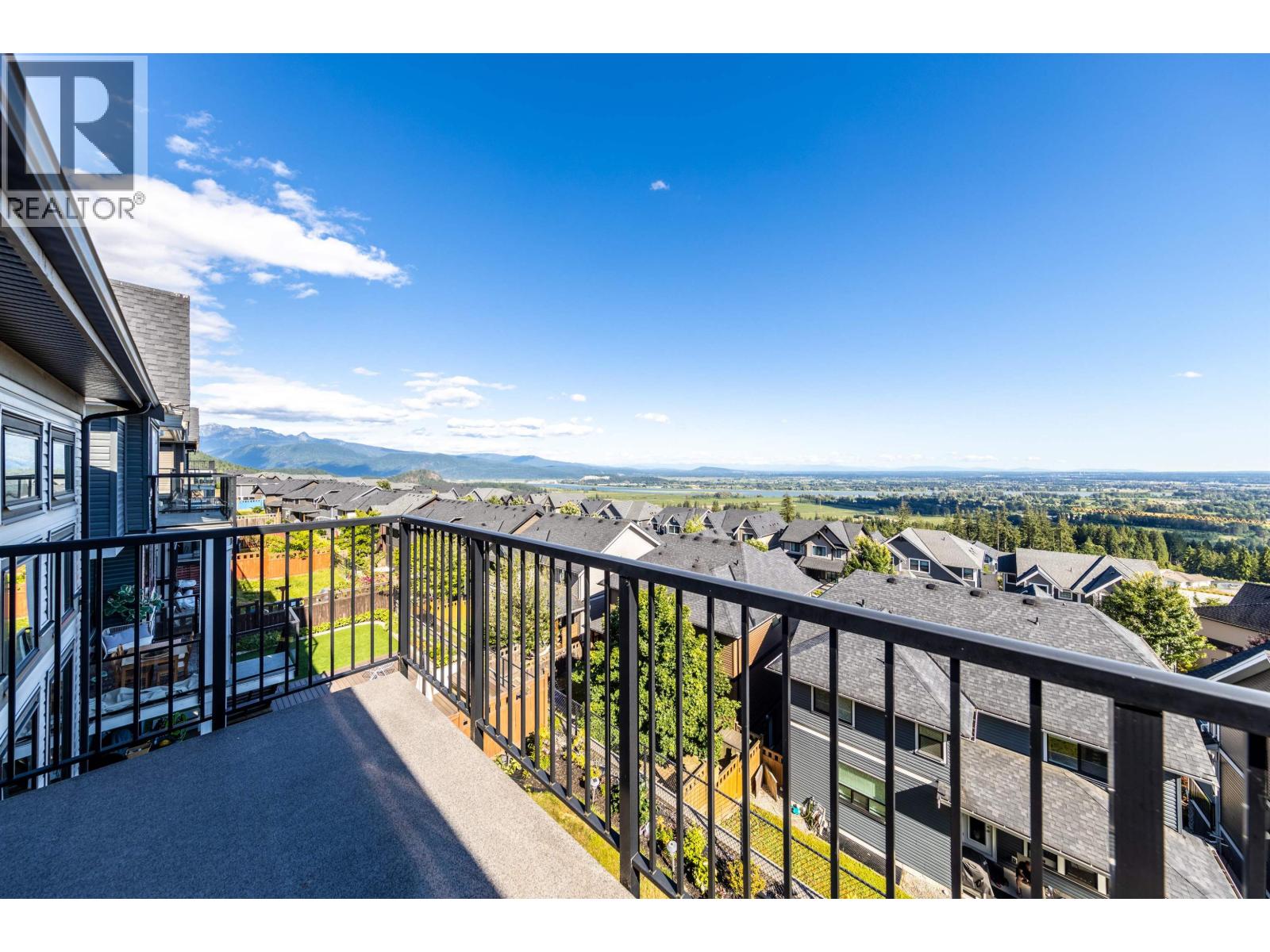 1419 STRAWLINE HILL STREET, Coquitlam