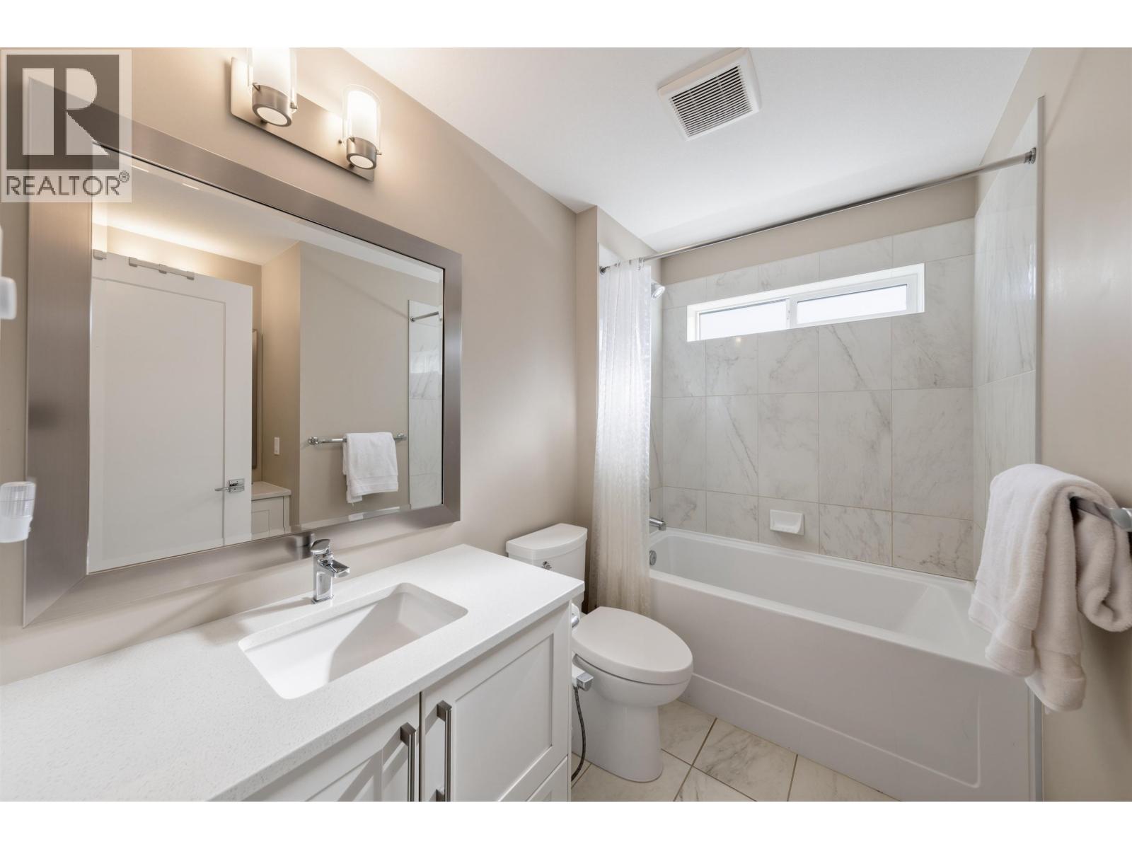 1419 STRAWLINE HILL STREET, Coquitlam