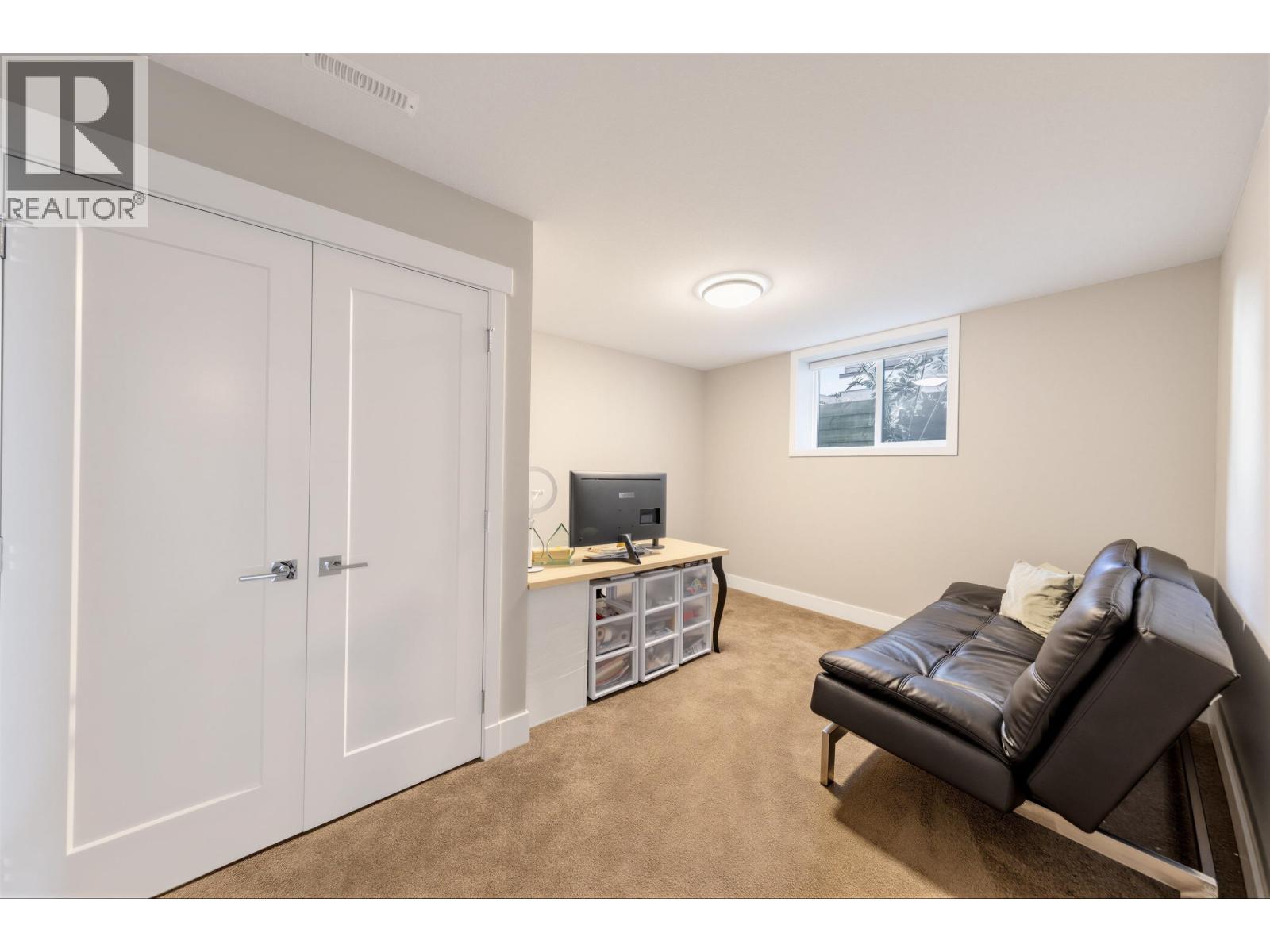 1419 STRAWLINE HILL STREET, Coquitlam