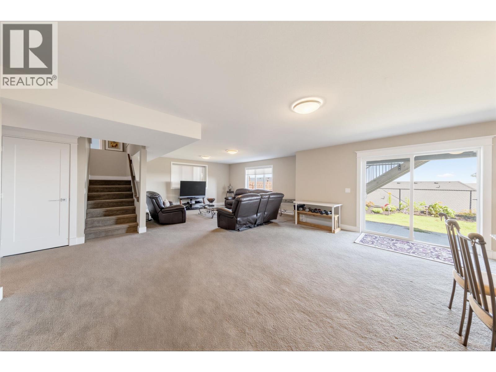 1419 STRAWLINE HILL STREET, Coquitlam