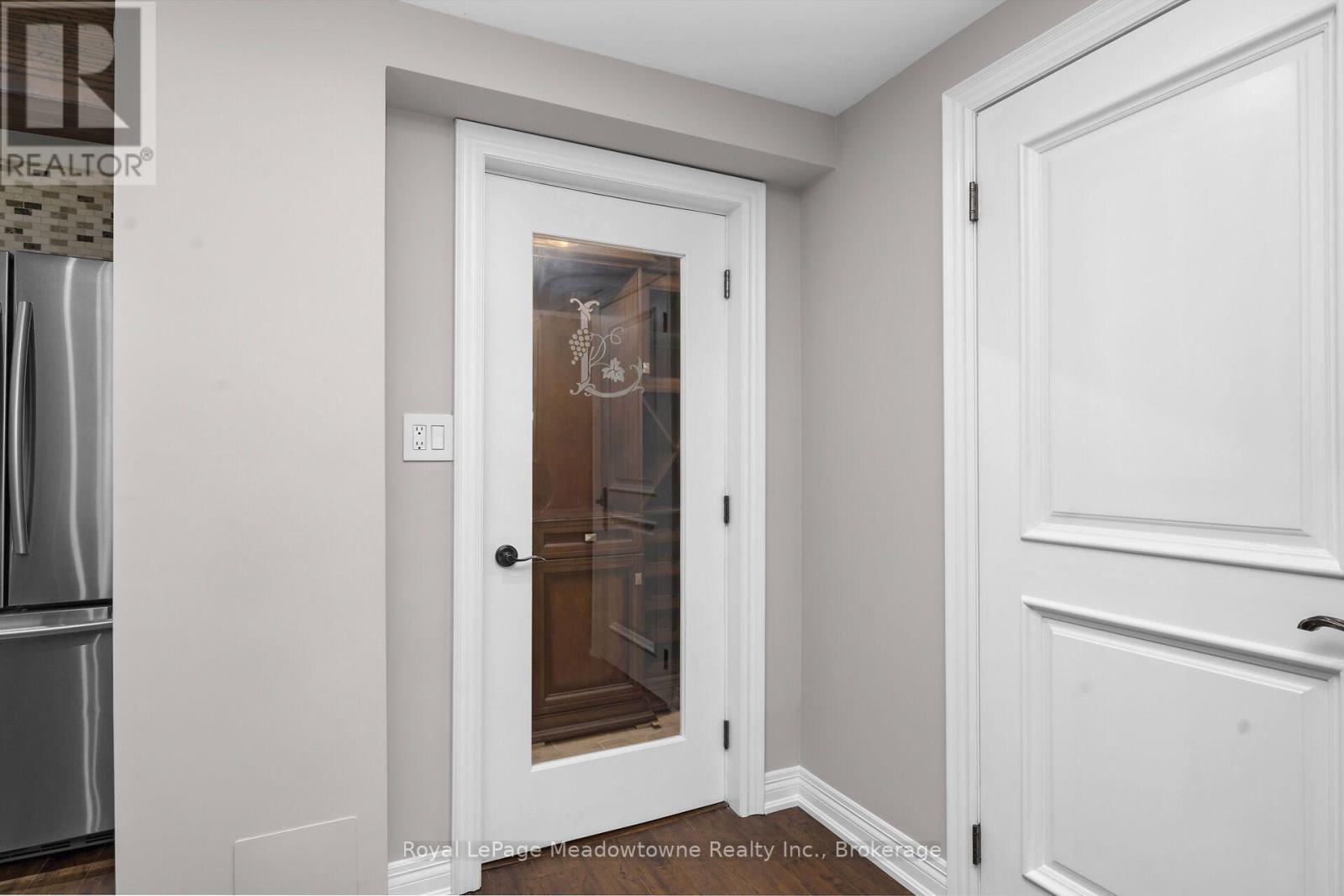 246 FIFTH AVENUE - Image 33