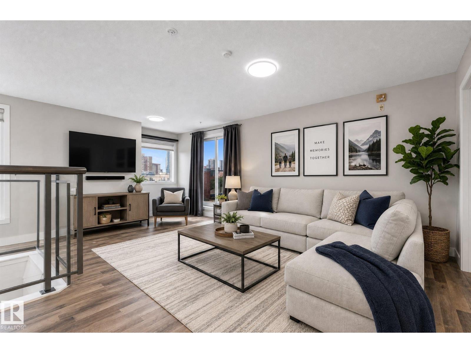 #505 10346 117 ST NW - 33