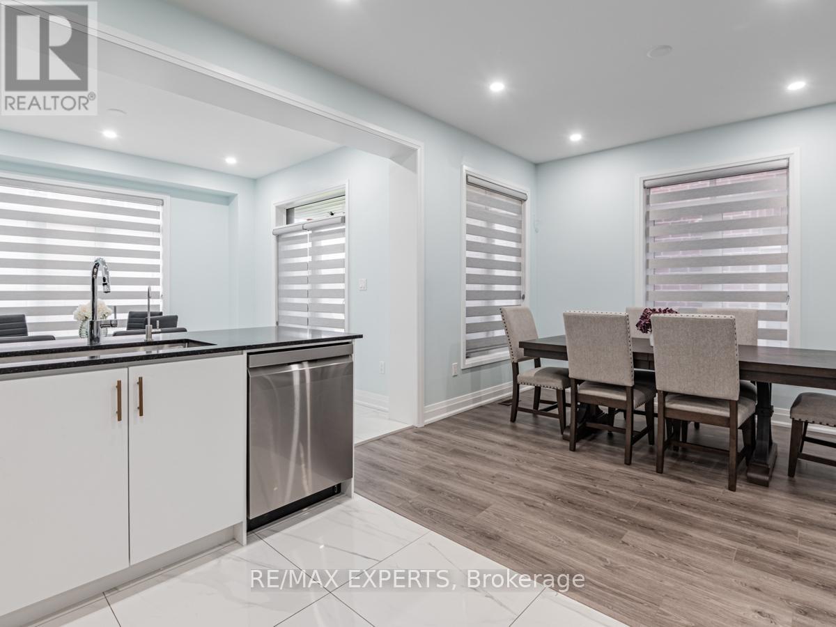 12 FERRAGINE CRESCENT - 13