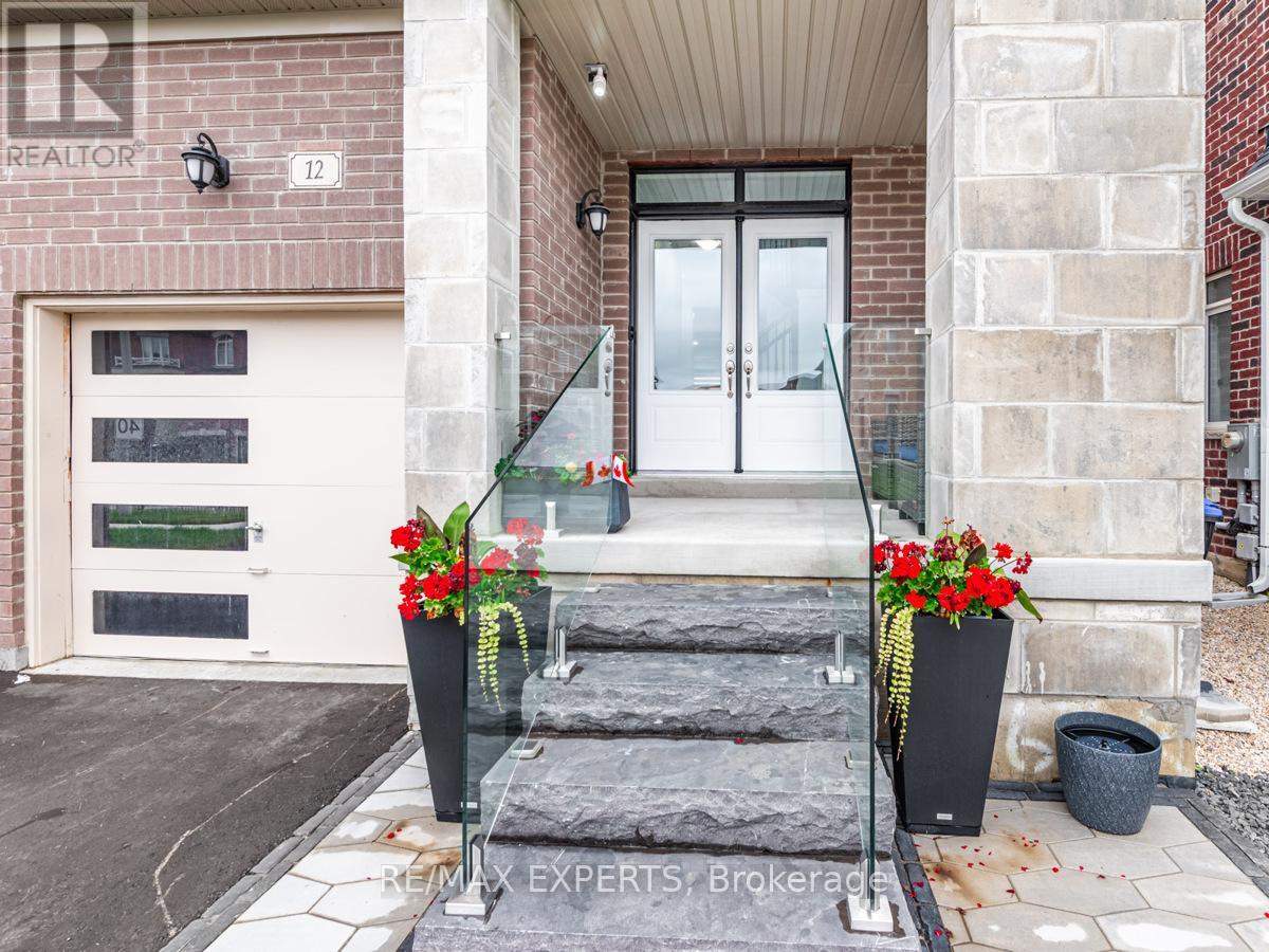 12 FERRAGINE CRESCENT - 3