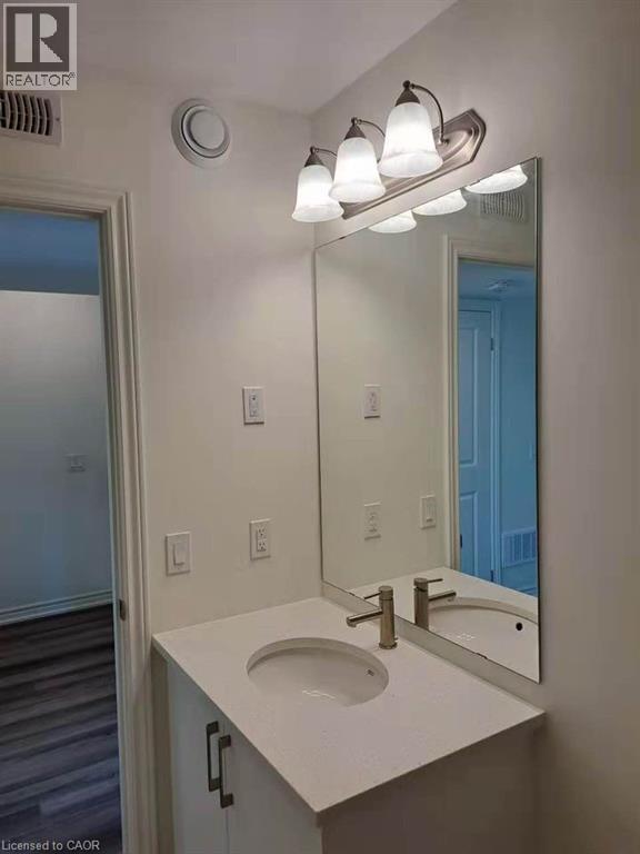 235 CHAPEL HILL Drive Unit# 34 — photo 3