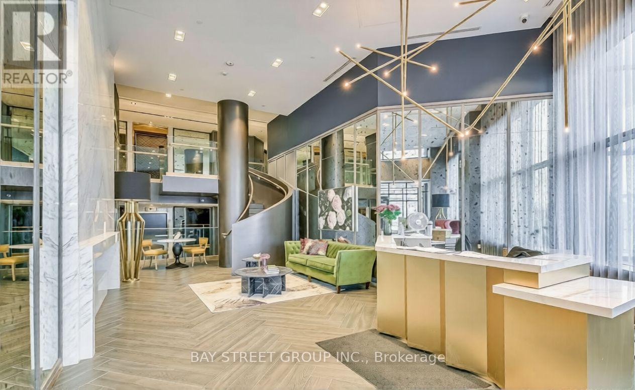 #130 395 DUNDAS STREET W - 12