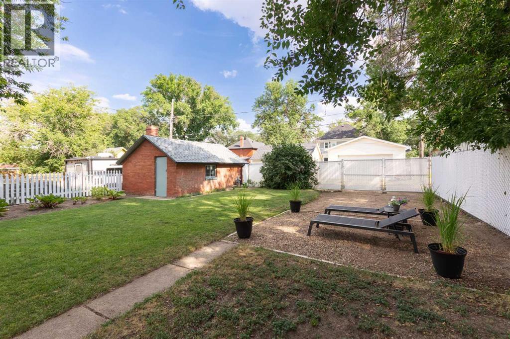 543 Cambridge Street Southeast - Photo 47