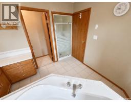 Laundry room - Mcdonald Acreage, Weyburn Rm No  67, SK S4H0A0 Photo 14