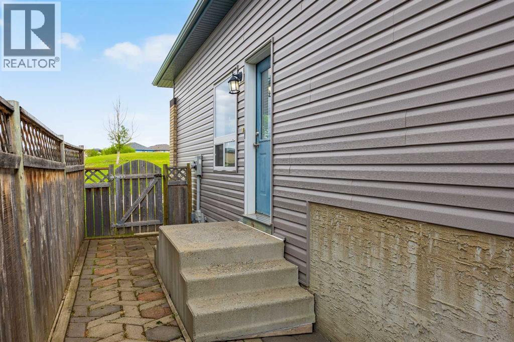 67 Saddlemead Green NE - 34