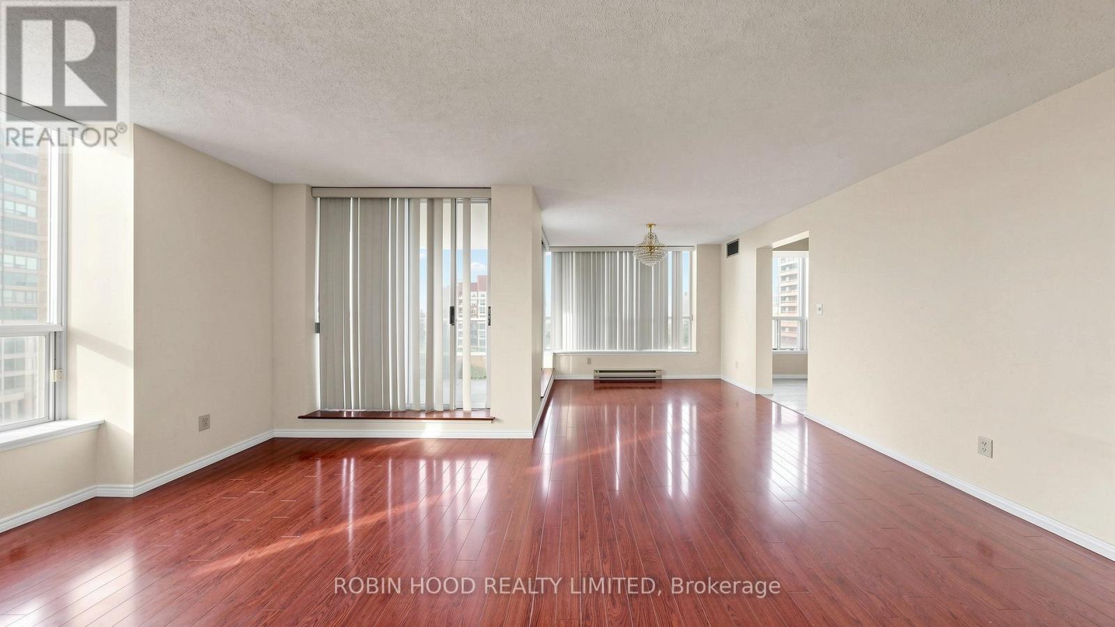 #603 400 MCLEVIN AVENUE - 4