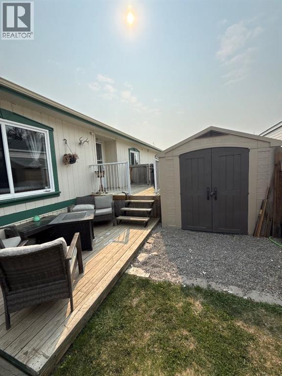 4817 6 Street, Coalhurst — photo 3