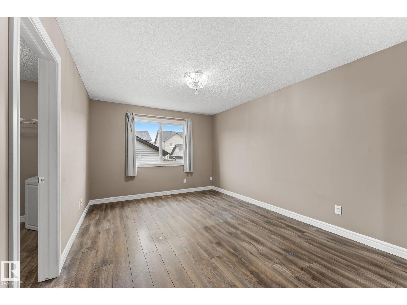 17027 121 Street NW - Photo 15