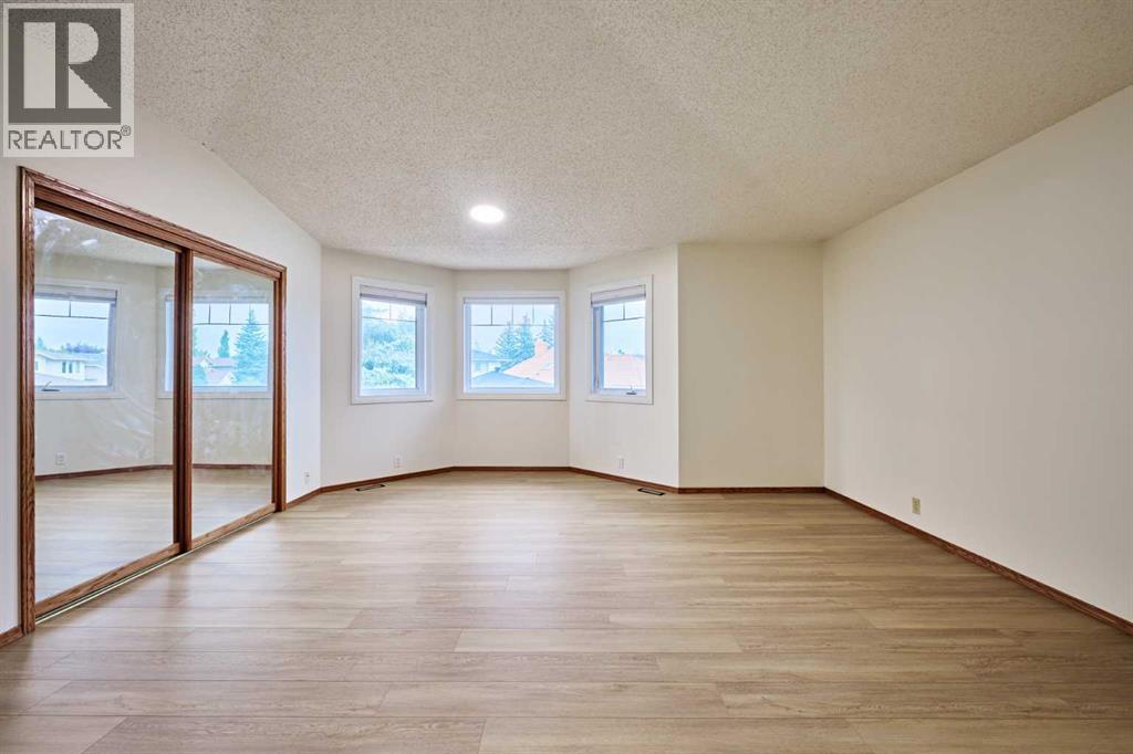 7 Suncastle Crescent Southeast - Photo 31
