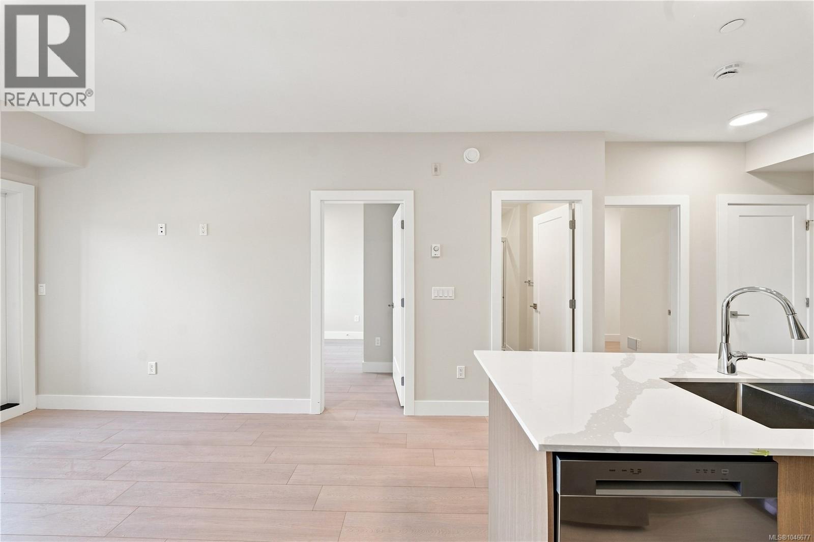#201 171 Jensen Ave W - Image 8
