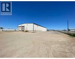 6701 & 6705 44 Avenue, Ponoka, AB T4J1J8 Photo 6