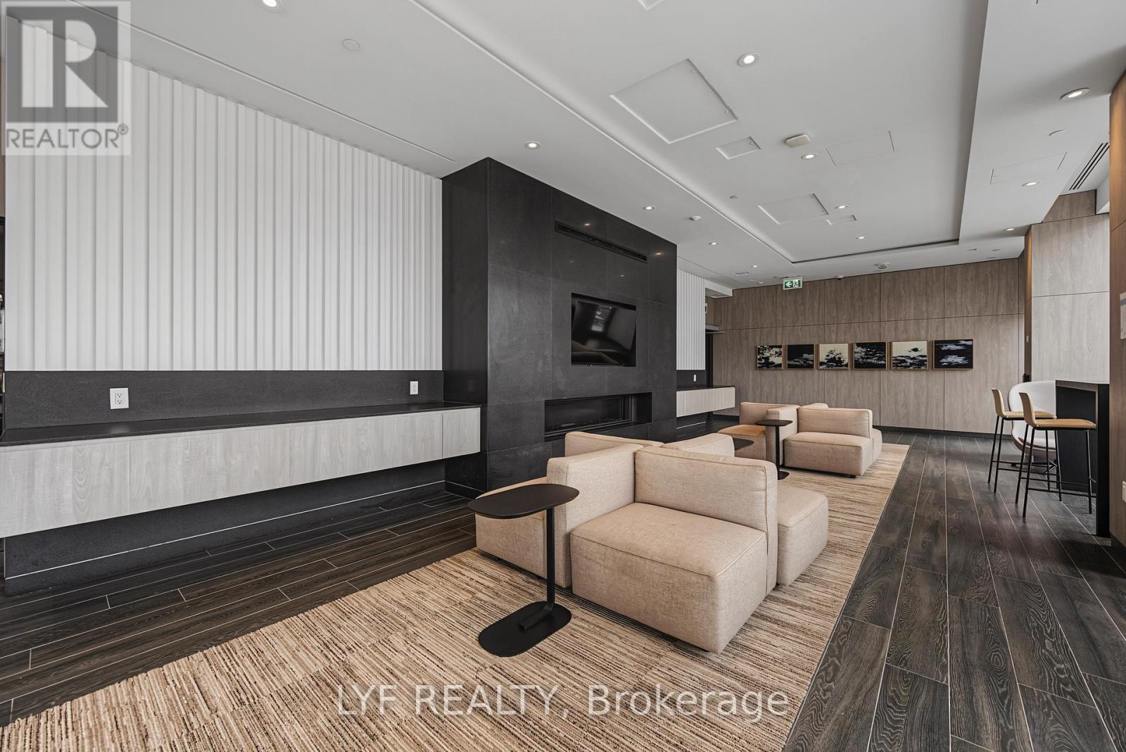 #2403 357 KING STREET W - 43