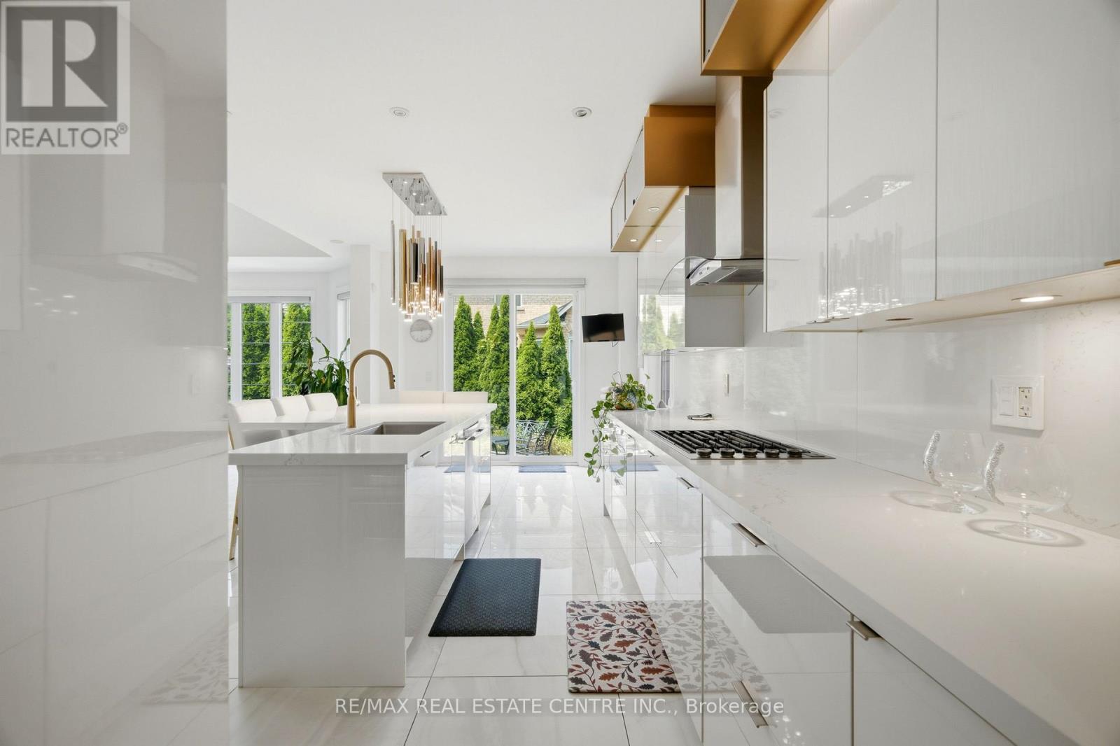 567 BRIDGEVIEW ROAD - 13