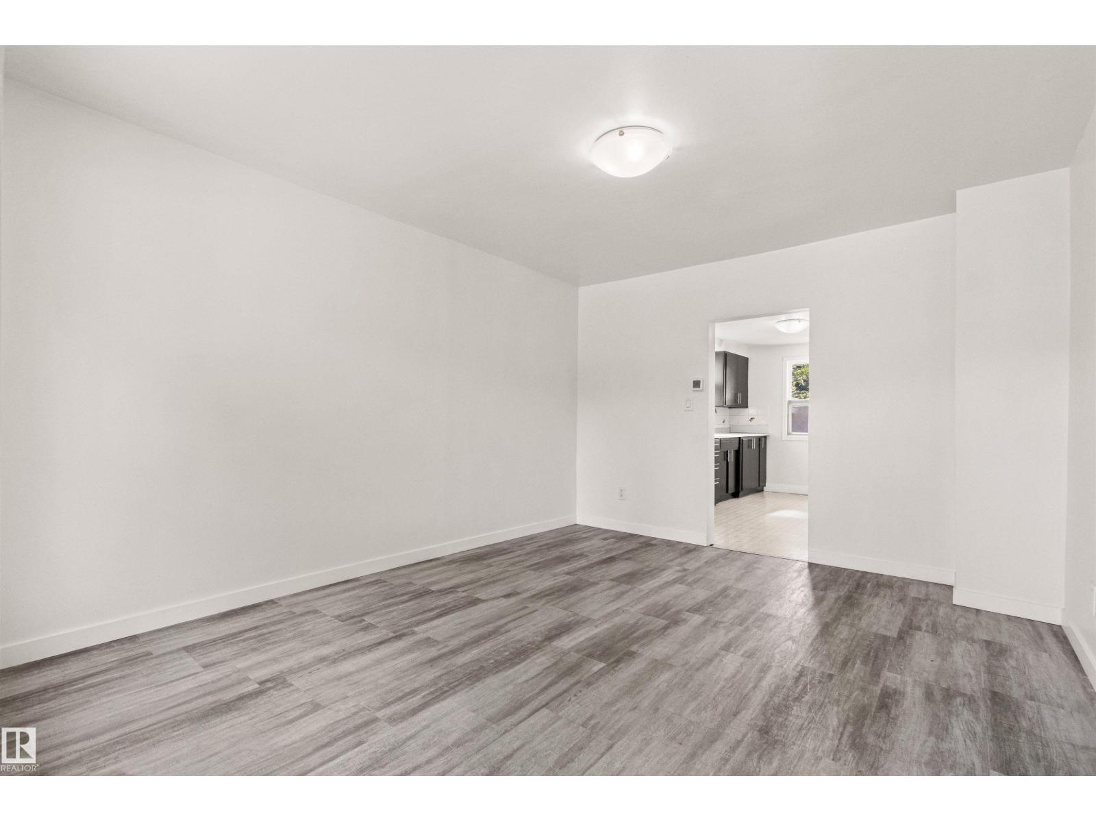 12014 58 ST NW - Image 9