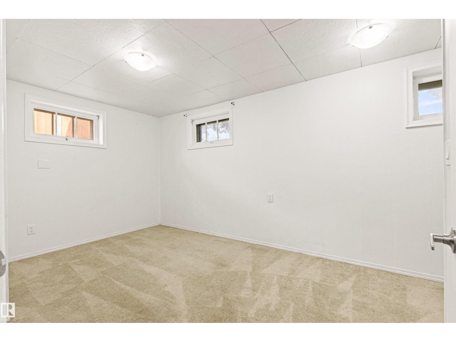 12014 58 ST NW - Image 21