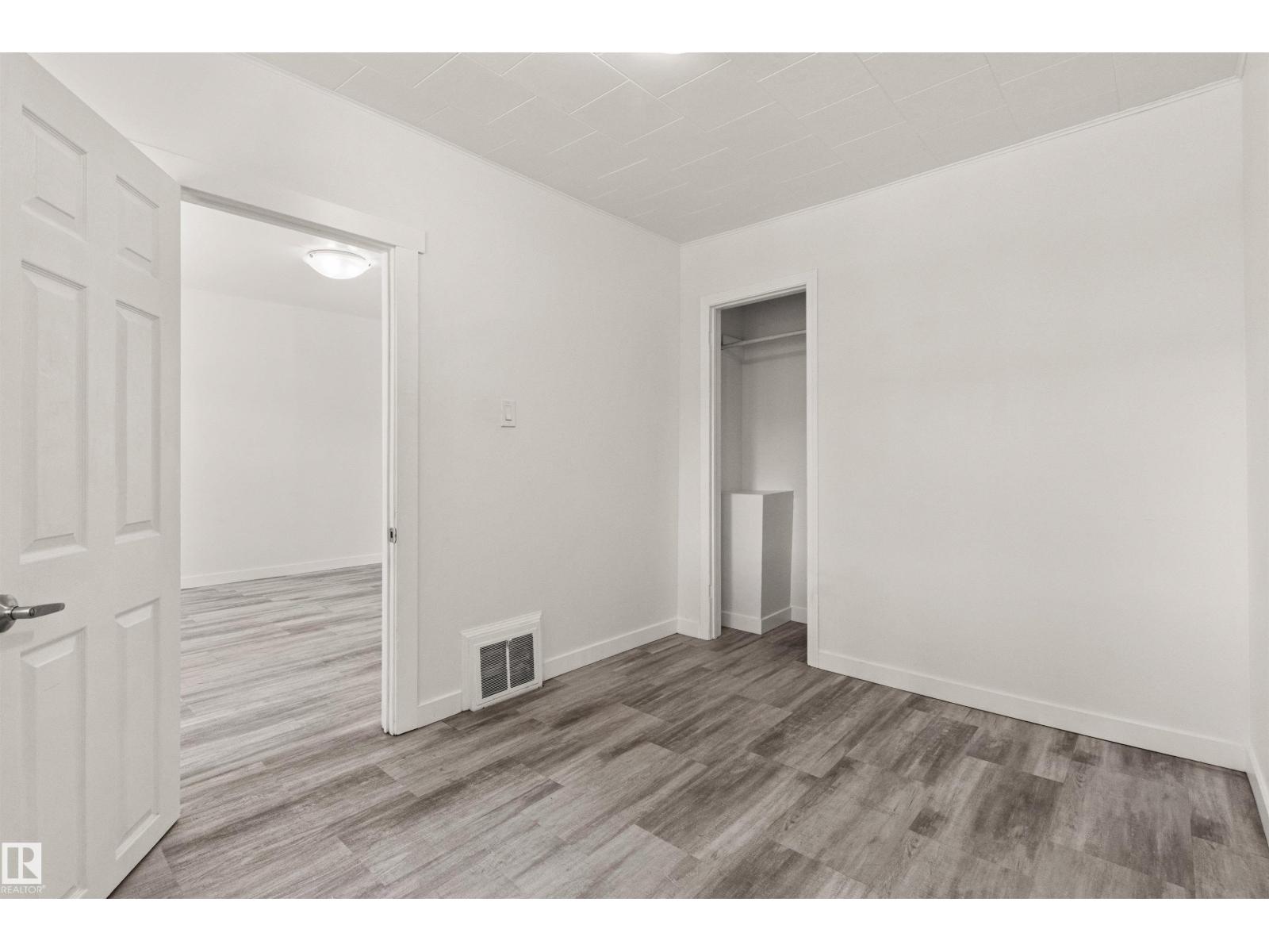 12014 58 ST NW - Image 17
