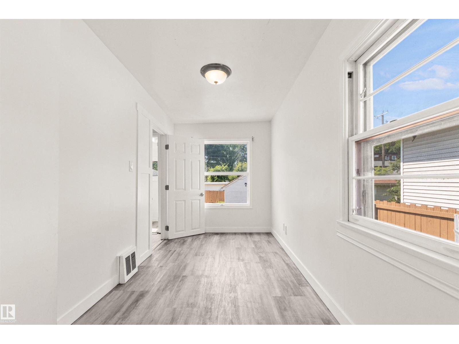 12014 58 ST NW - Image 18