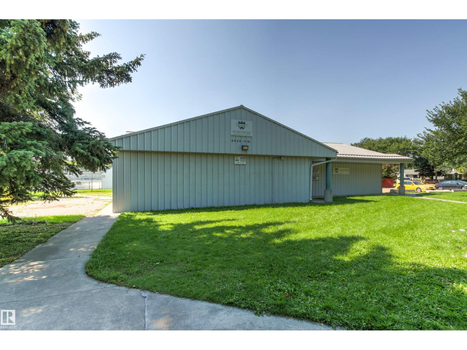 12014 58 ST NW - Image 44