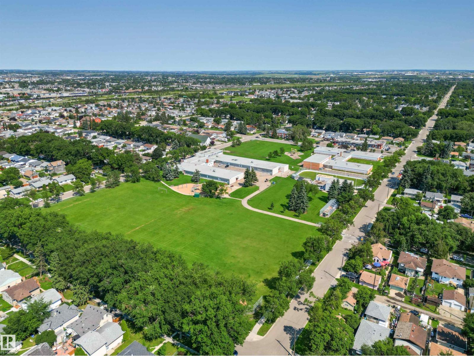 12014 58 ST NW - Image 46
